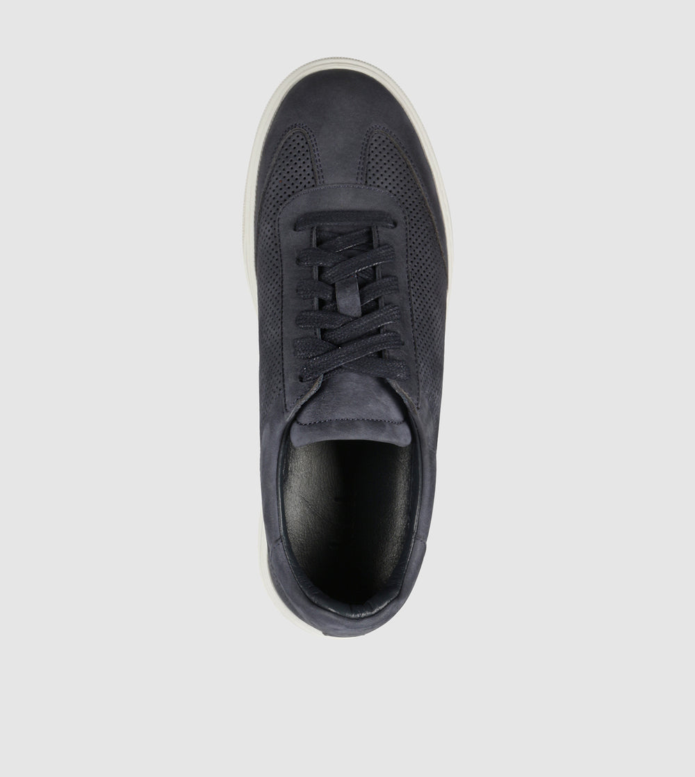 Djimon Low Top Sneakers by Brando