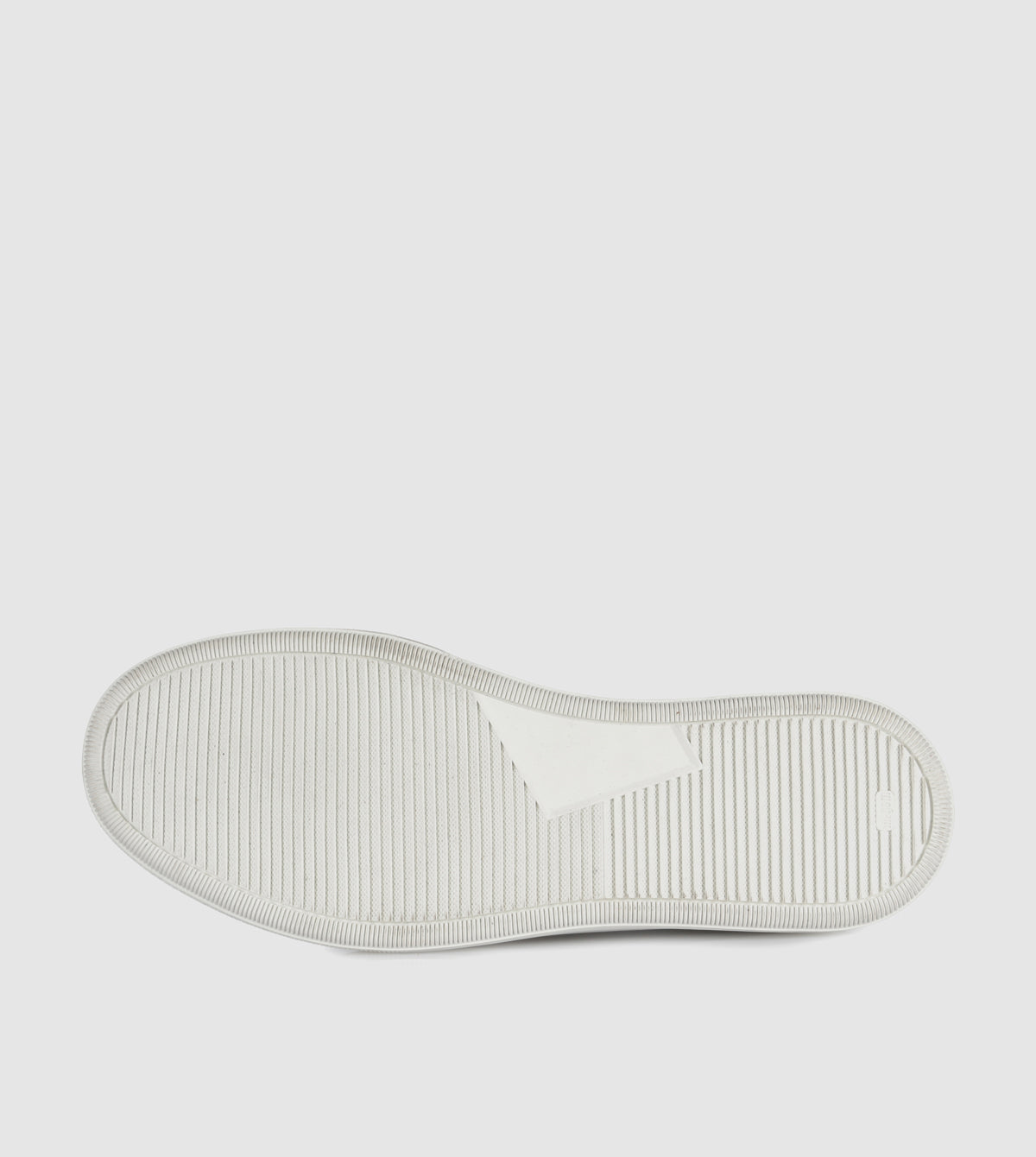 Djimon Low Top Sneakers by Brando