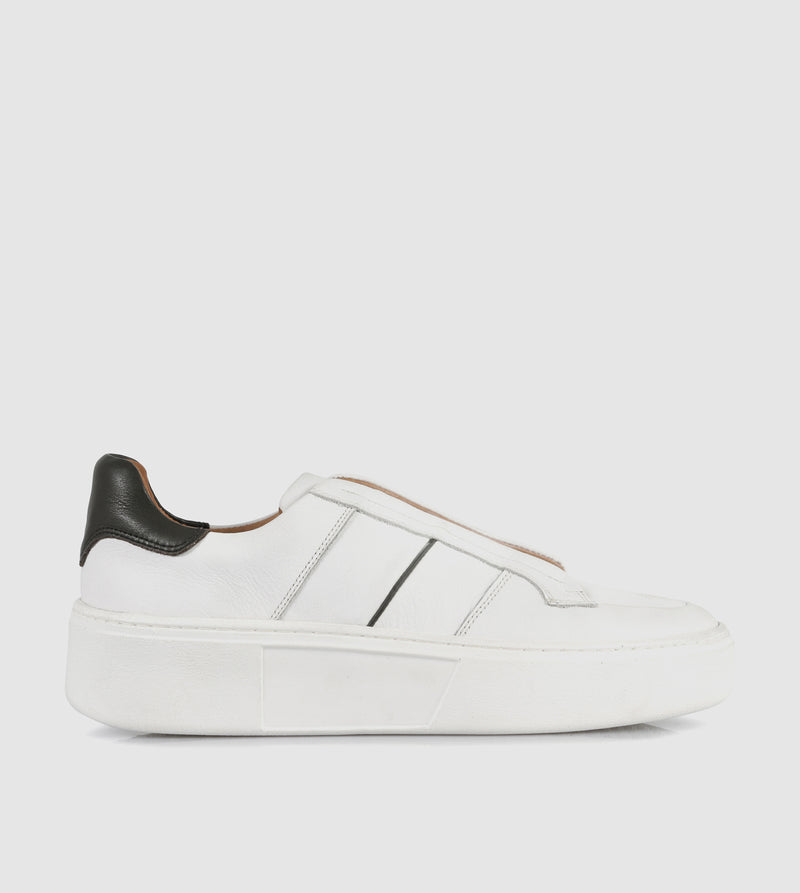 Vico Low Top Sneakers by Brando