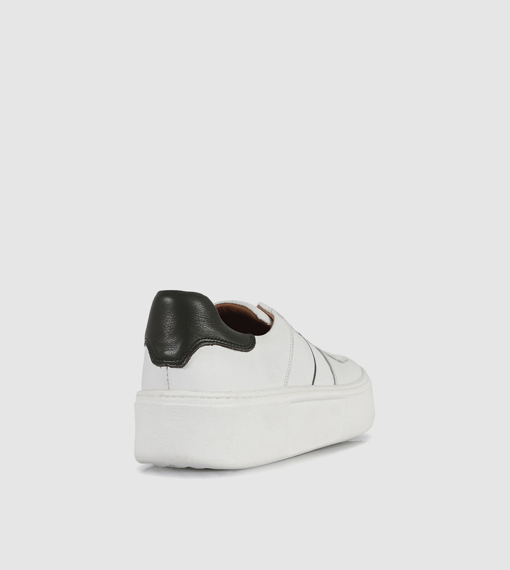 Vico Low Top Sneakers by Brando