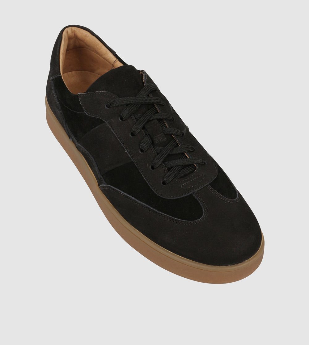 Bairro Low Top Sneakers by Brando