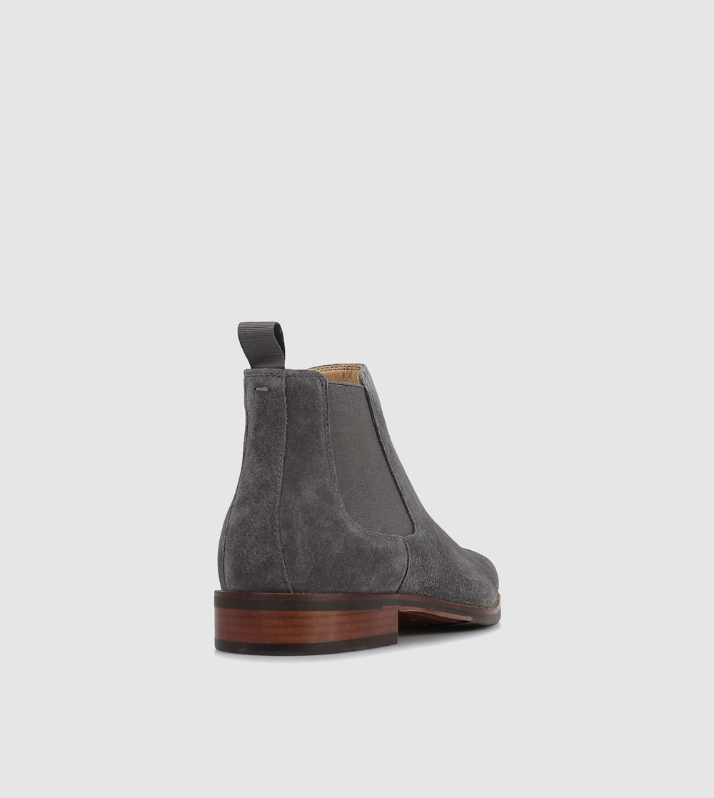 Laurent Chelsea Boots by Brando